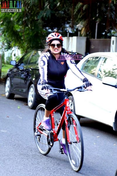 milind-soman-at-the-launch-of-g3-womens-cycling-group-photos-041.jpg