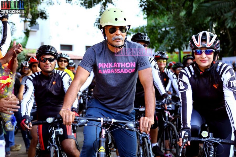 milind-soman-at-the-launch-of-g3-womens-cycling-group-photos-042.jpg