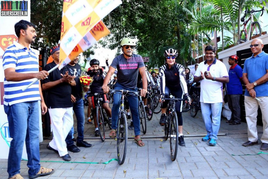 milind-soman-at-the-launch-of-g3-womens-cycling-group-photos-044.jpg