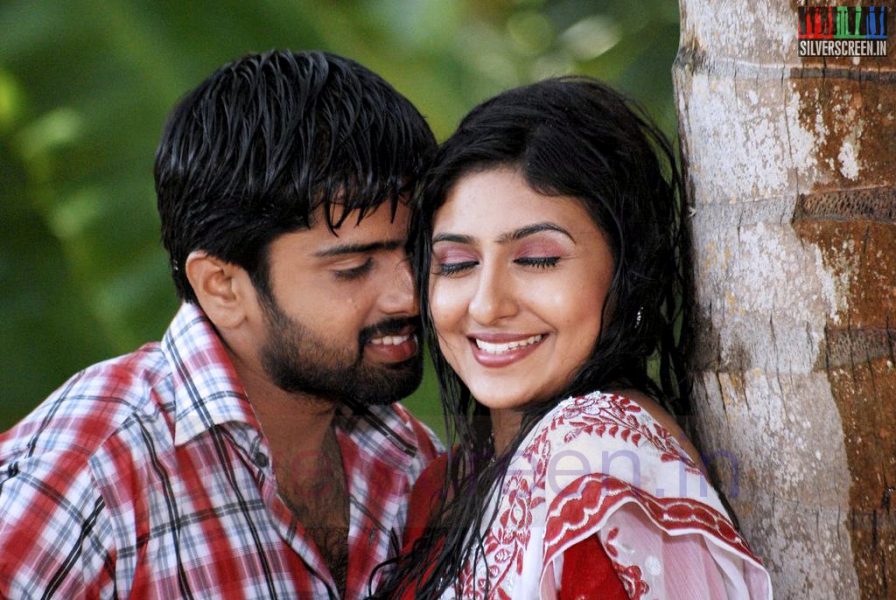 Actor Pranav and Actress Monica in Nadhigal Nanaivathillai Movie Stills