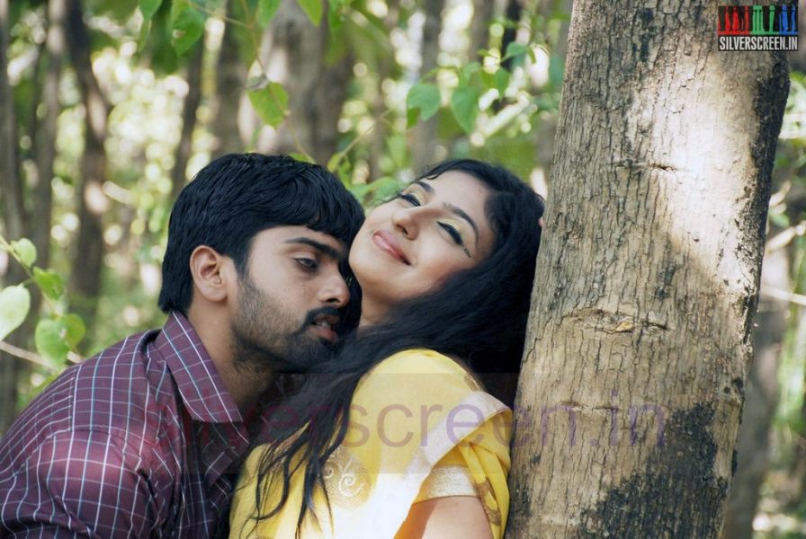 Actor Pranav and Actress Monica in Nadhigal Nanaivathillai Movie Stills