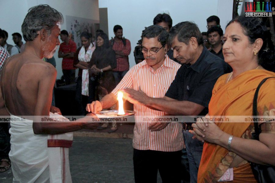 Oru Naal Koothu Movie Launch Photos