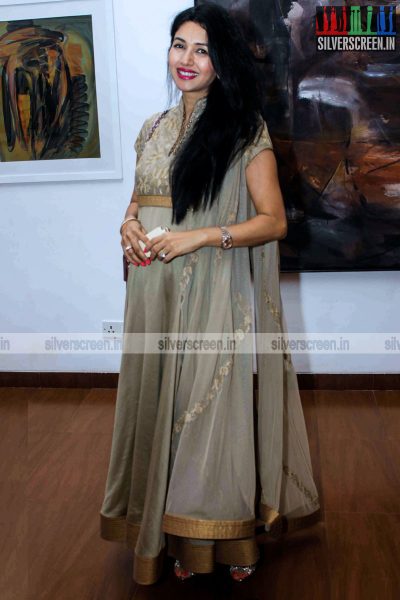 Pooja Batra and Deepti Bhatnagar at an Art Preview of Artist Rekha Rana