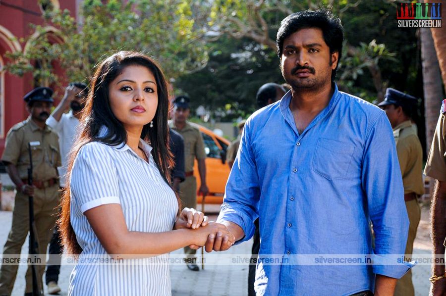 Mirchi Senthil and Sruthi Bala in Romba Nallavan Da Nee Movie Stills