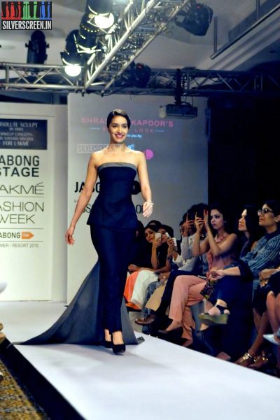 Shraddha Kapoor at Lakme Fashion Week Summer 2015 Photos