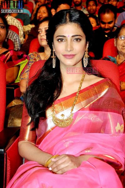 Shruti Haasan at Uttama Villain Telugu Audio Launch