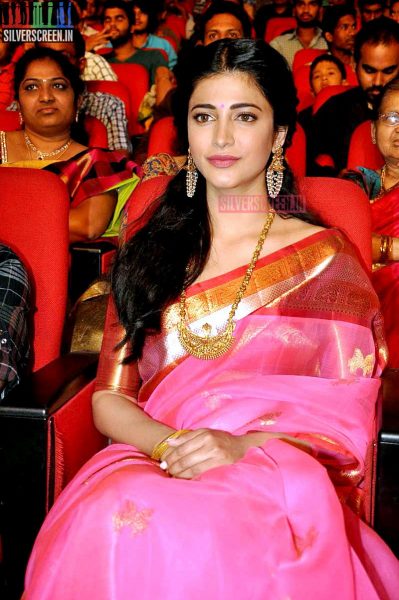 Shruti Haasan at Uttama Villain Telugu Audio Launch