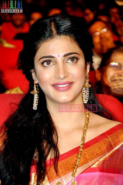 Shruti Haasan at Uttama Villain Telugu Audio Launch