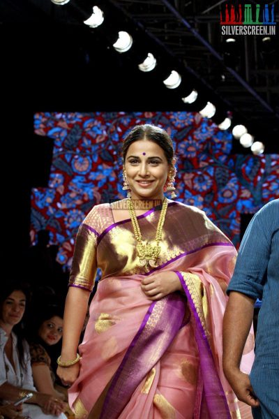 Vidya Balan at Lakeme Fashion Week Summer 2015 for Gaurang