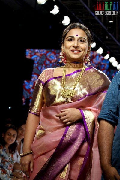 Vidya Balan at Lakeme Fashion Week Summer 2015 for Gaurang