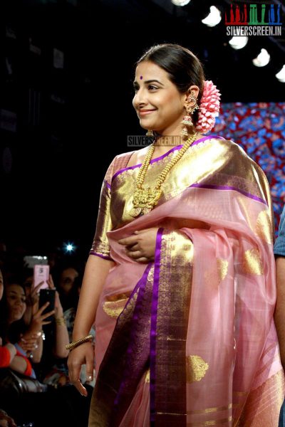 Vidya Balan at Lakeme Fashion Week Summer 2015 for Gaurang