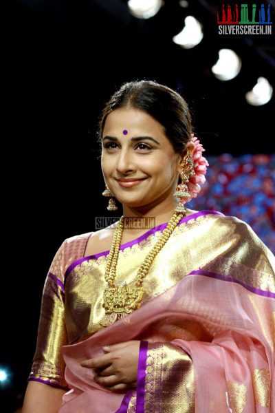 Vidya Balan at Lakeme Fashion Week Summer 2015 for Gaurang