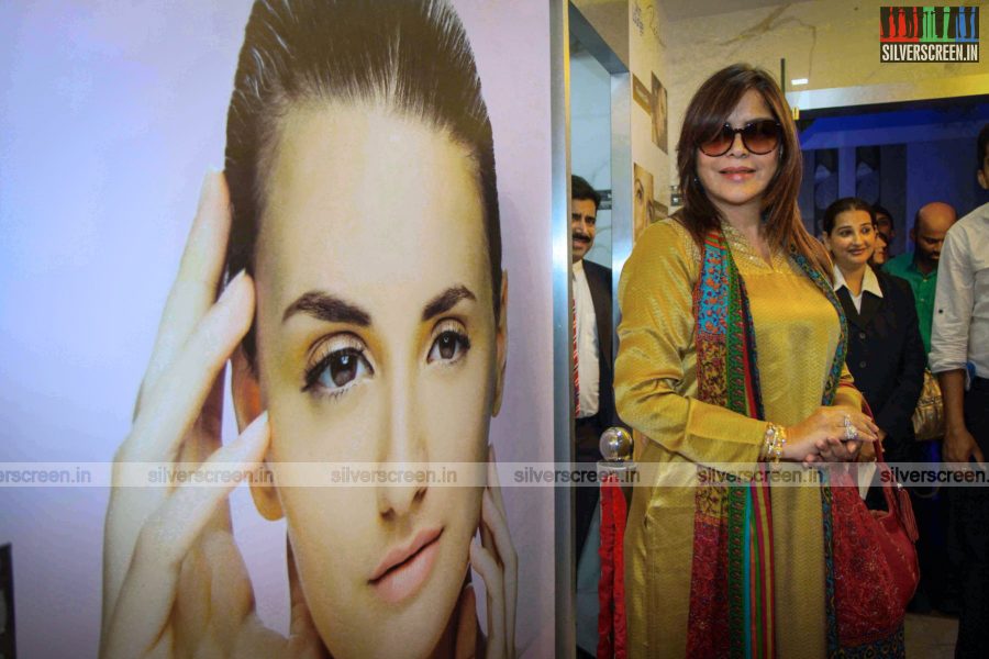 Zeenat Aman Launches Dr Simple Aher's Skin Lounge Clinic