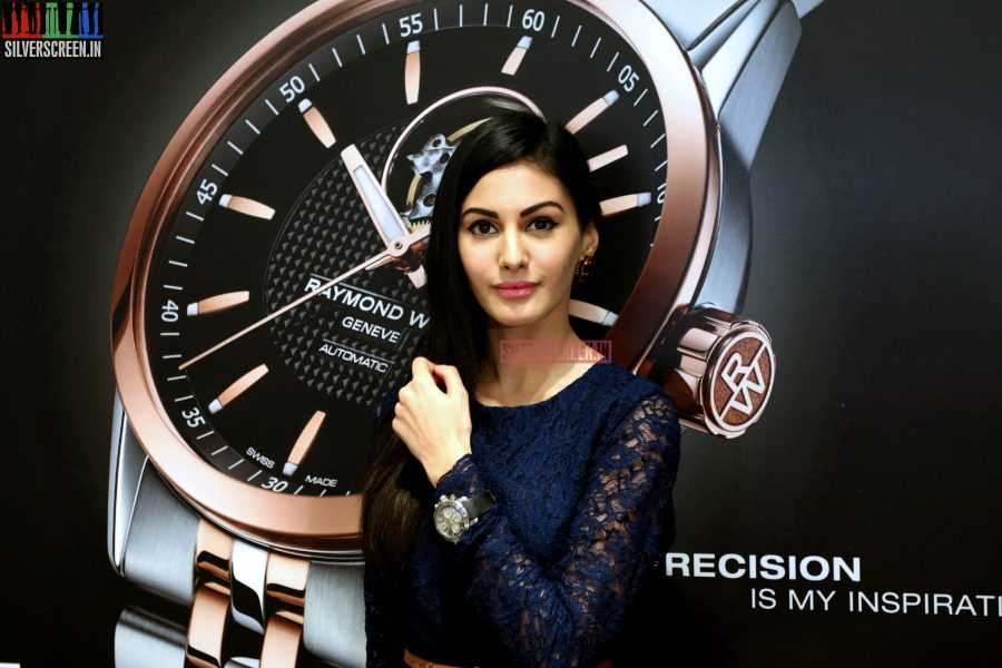 Amyra Dastur Felicitated at Raymond Weil Store