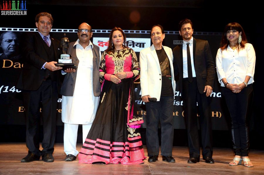 Shahrukh Khan at Dadasaheb Phalke Film Foundation Award