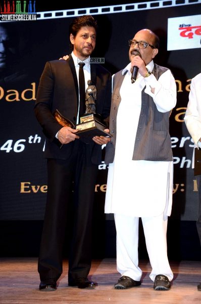 Shahrukh Khan at Dadasaheb Phalke Film Foundation Award