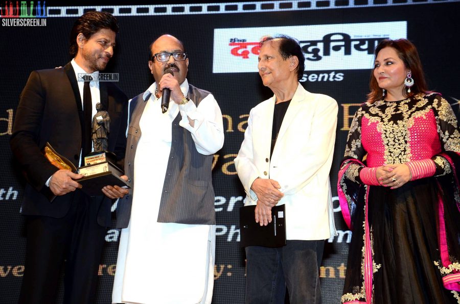 Shahrukh Khan at Dadasaheb Phalke Film Foundation Award