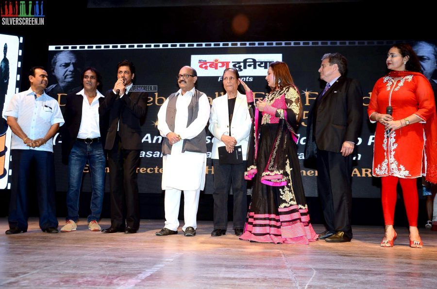 Shahrukh Khan at Dadasaheb Phalke Film Foundation Award