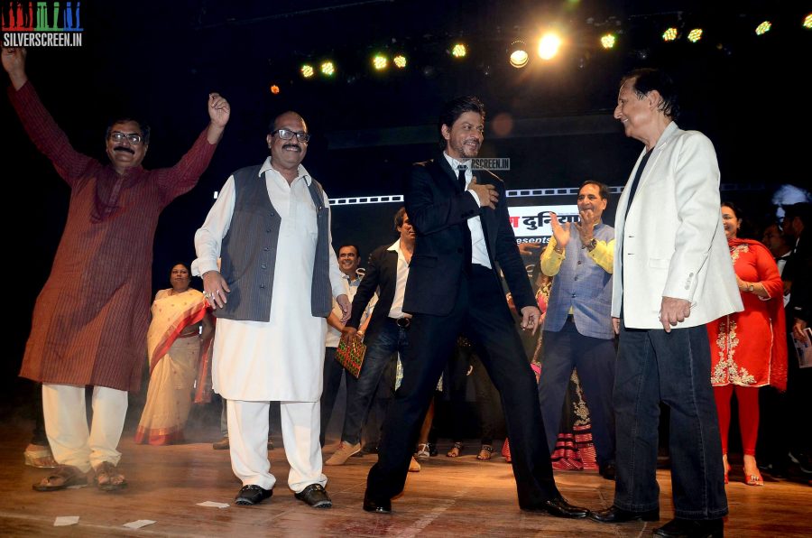 Shahrukh Khan at Dadasaheb Phalke Film Foundation Award