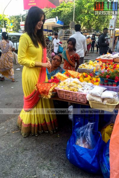 Evelyn Sharma Seeks Blessings for Ishqedarriyaan