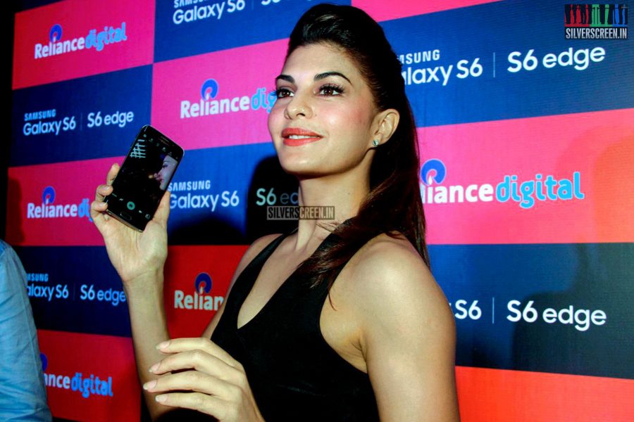 Jacqueline Fernandez launches Samsung Galaxy S6 & S6 Edge Phones