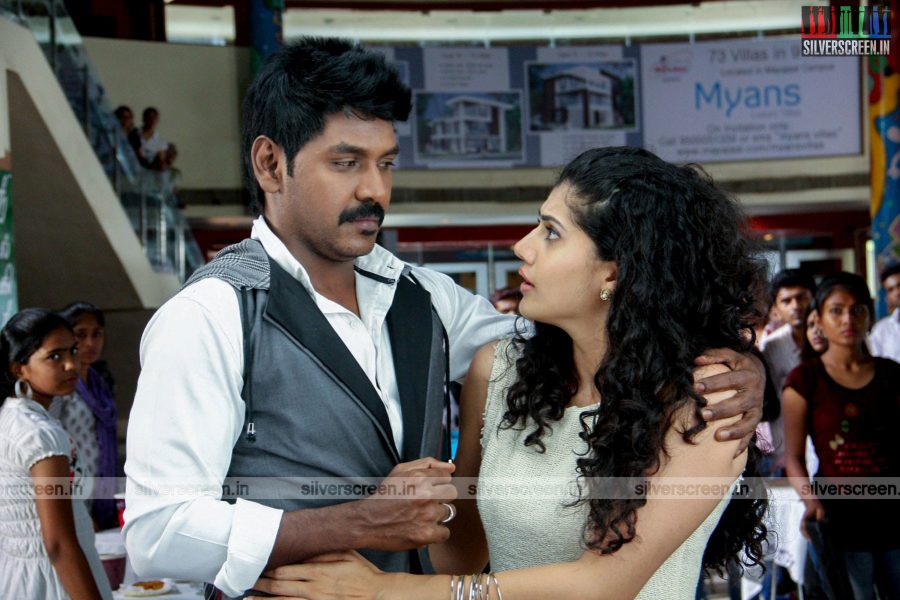 Kanchana 2 Movie Stills