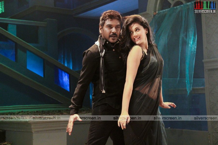 Kanchana 2 Movie Stills