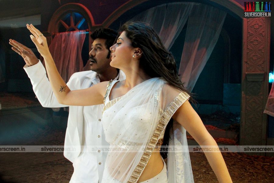 Kanchana 2 Movie Stills