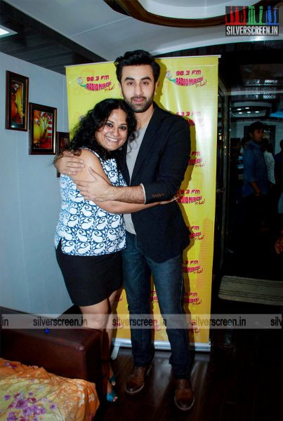 Ranbir Kapoor Promotes Bombay Velvet at Radio Mirchi