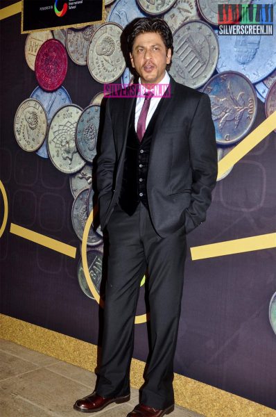 Shahrukh Khan at 2nd Edition of NRI of the Year Awards