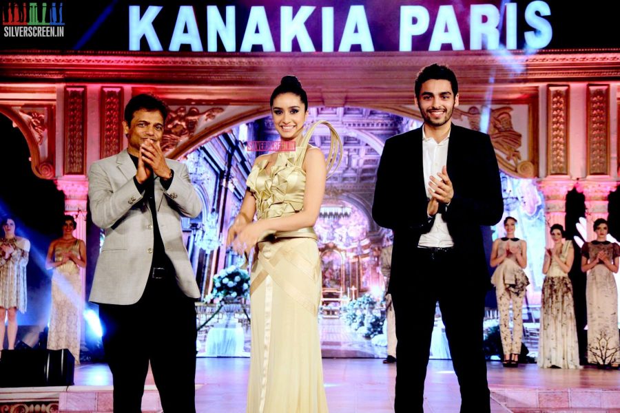 Kanakia Paris Eiffel Tower replica unveiling in Mumbhai with Shraddha Kapoor/Ken Ferns Show