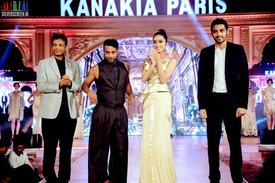 Kanakia Paris Eiffel Tower replica unveiling in Mumbhai with Shraddha Kapoor/Ken Ferns Show