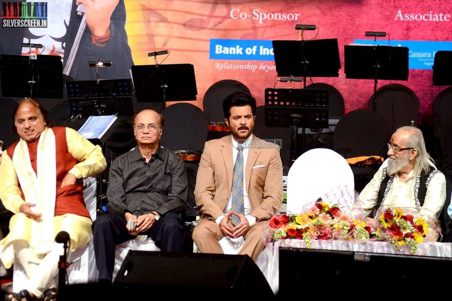 Sonam Kapoor at Dinanath Mangeshkar Award