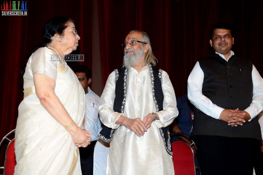 Sonam Kapoor at Dinanath Mangeshkar Award