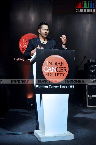 varun-dhawan-at-indian-cancer-society-photos-003.JPG