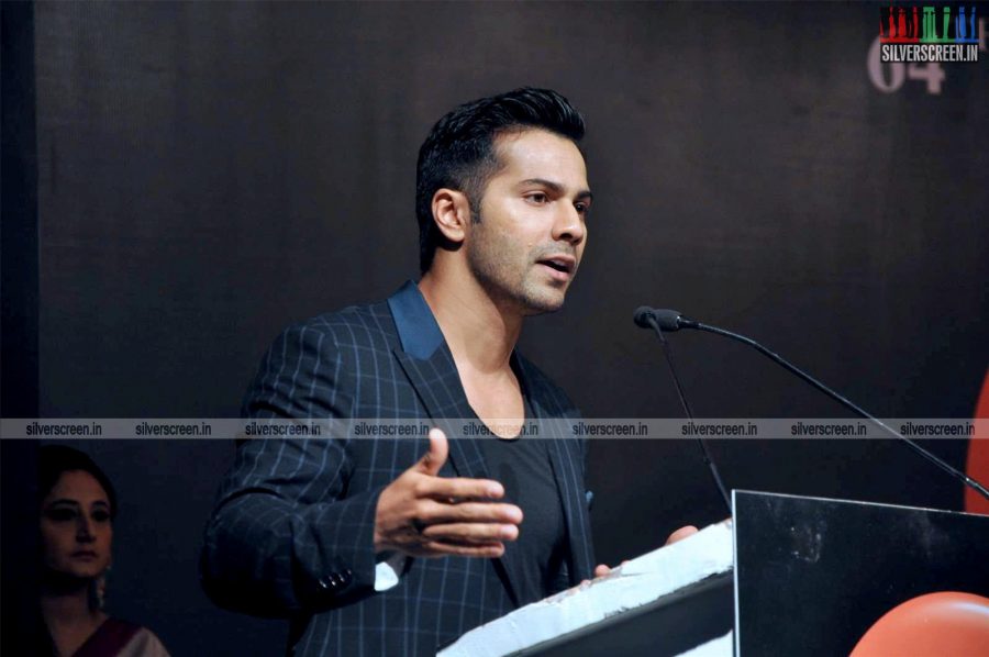 varun-dhawan-at-indian-cancer-society-photos-006.JPG