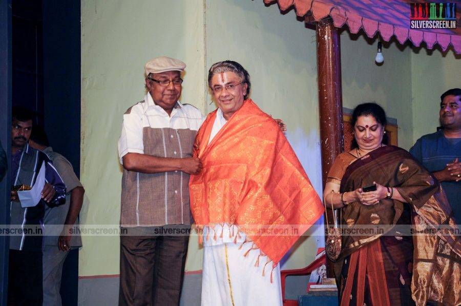 Y Gee Mahendra’s Paritchaikku Neramachu Stage Drama Photos