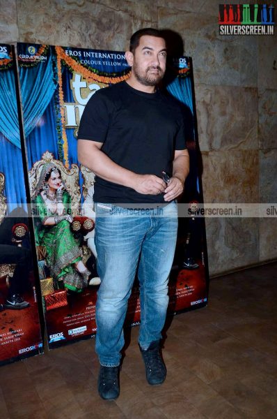 Aamir Khan at Tanu Weds Manu Returns Premiere