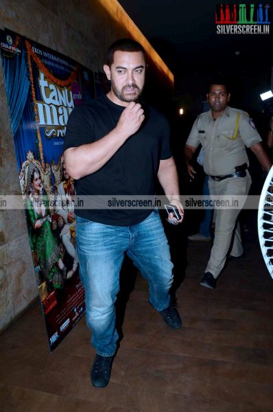 Aamir Khan at Tanu Weds Manu Returns Premiere