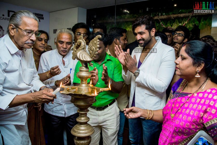 Arun Vijay at Toni & Guy Essensuals Launch at Chrompet - HQ Photos