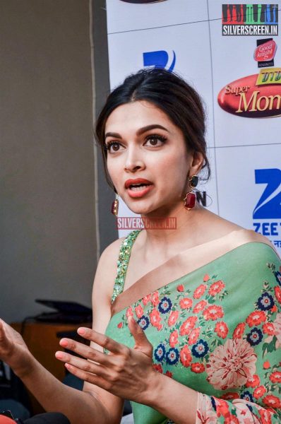 Deepika Padukone on DID Super Mom Promoting Piku