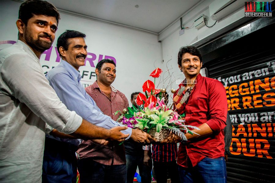 Jiiva Inaugurates Hybrid Crossfit Gym - HQ Photos