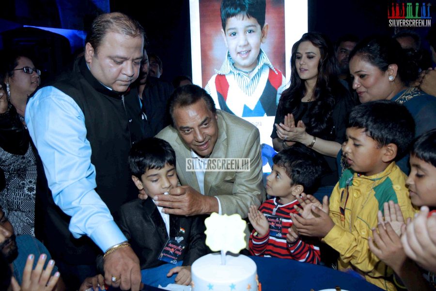 Preity Zinta at Aakash Dingra's Birthday Party
