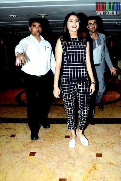 Ranbir and Anushka at Bombay Velvet Game Launch