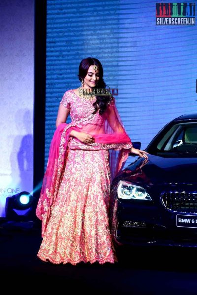 Sonakshi Sinha Walks for BWM India Bridal Week Preview