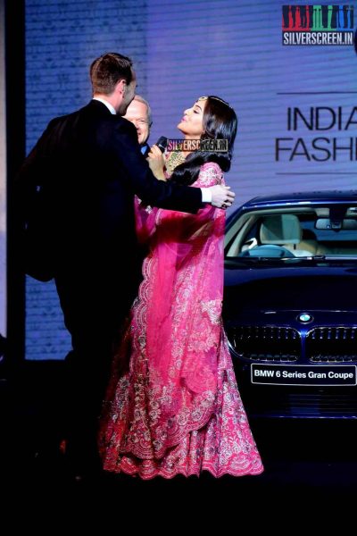 Sonakshi Sinha Walks for BWM India Bridal Week Preview