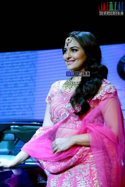 Sonakshi Sinha Walks for BWM India Bridal Week Preview