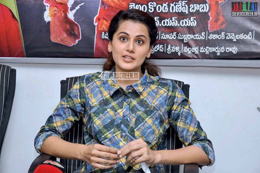 Taapsee Pannu Photos from Ganga Press Meet