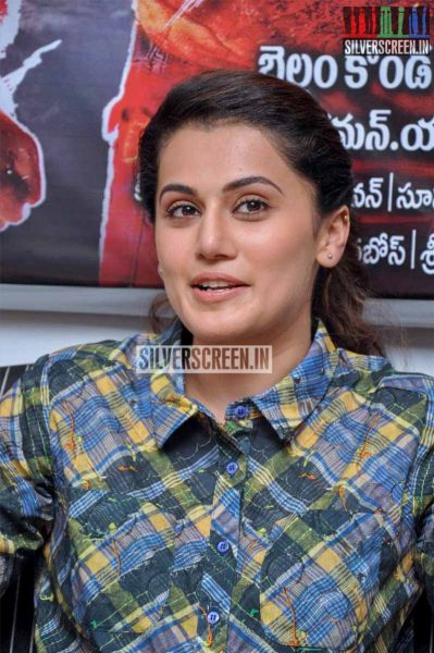 Taapsee Pannu Photos from Ganga Press Meet