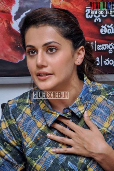 Taapsee Pannu Photos from Ganga Press Meet